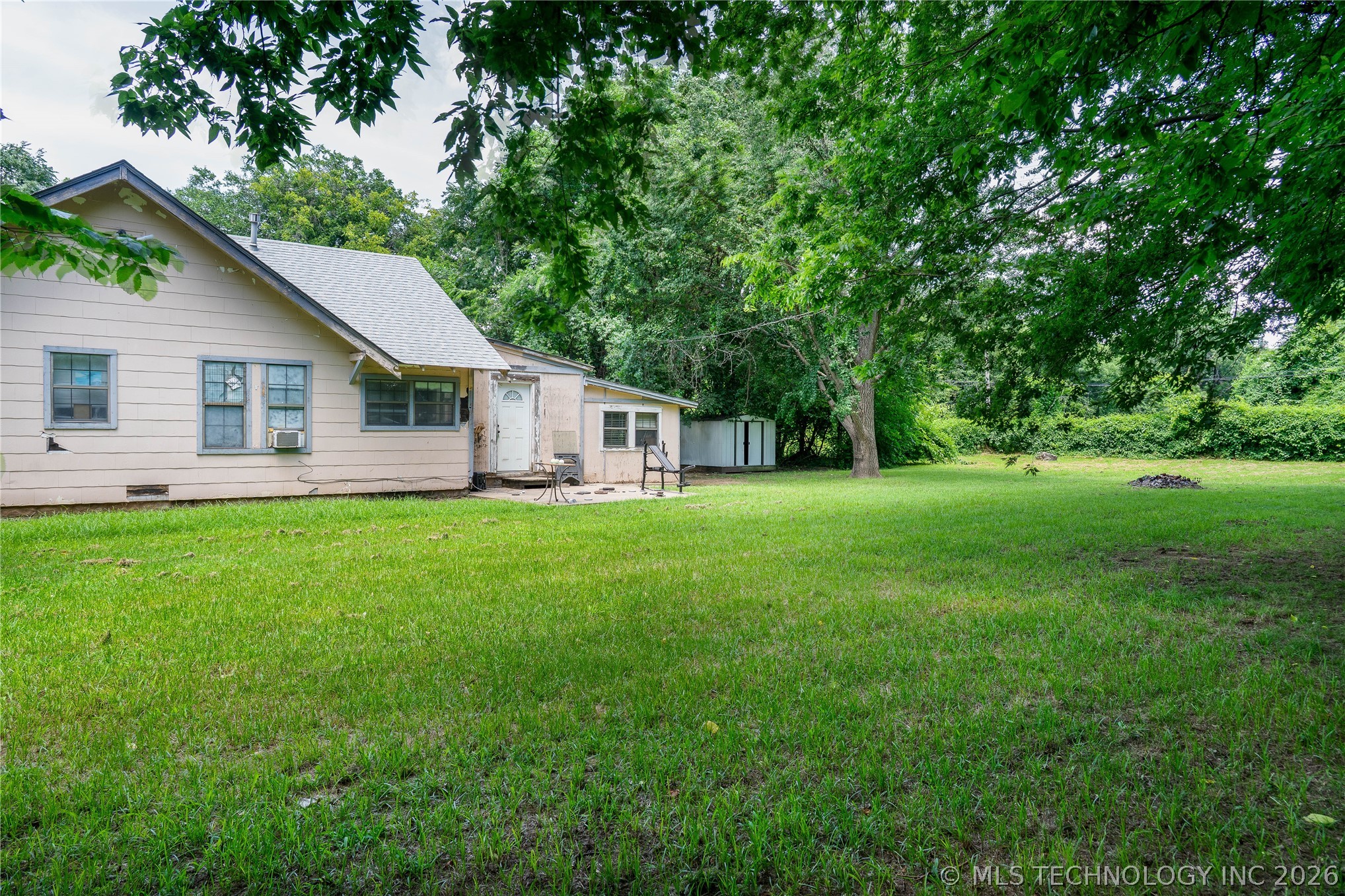 1373 E 66th Place