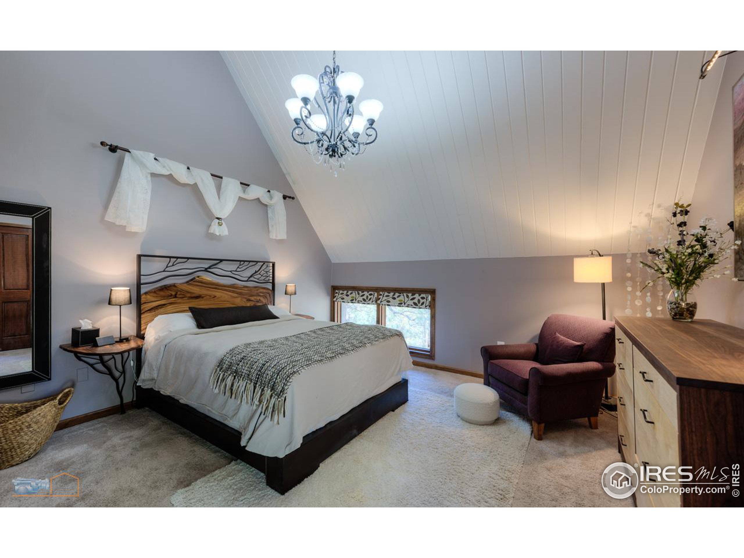 118 Meadowlook Way