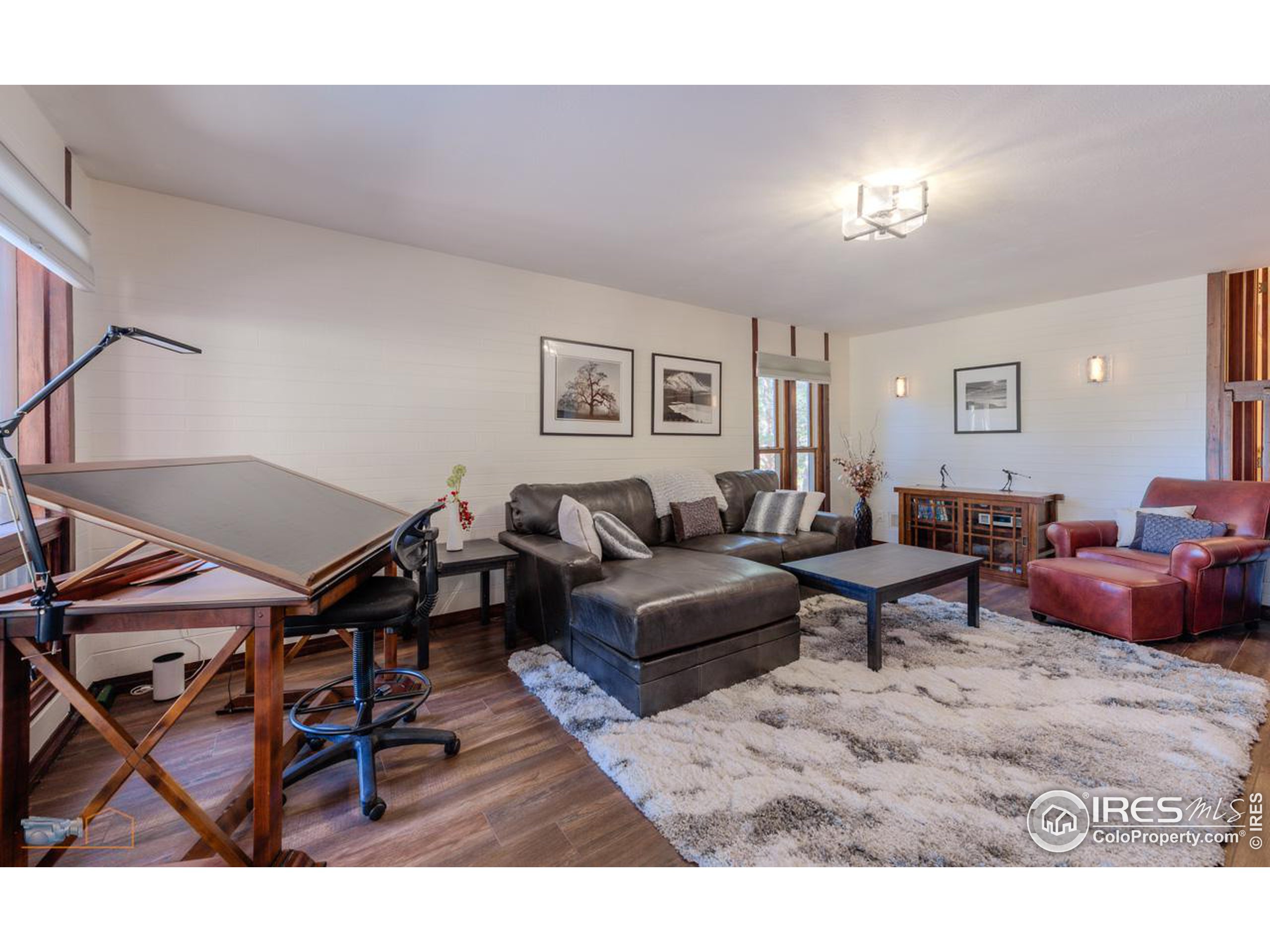 118 Meadowlook Way
