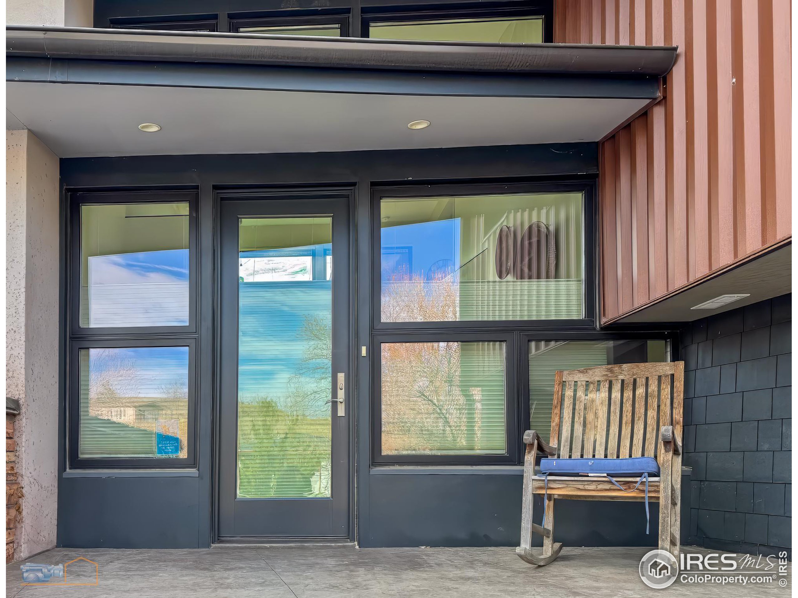 512 Ponderosa Dr
