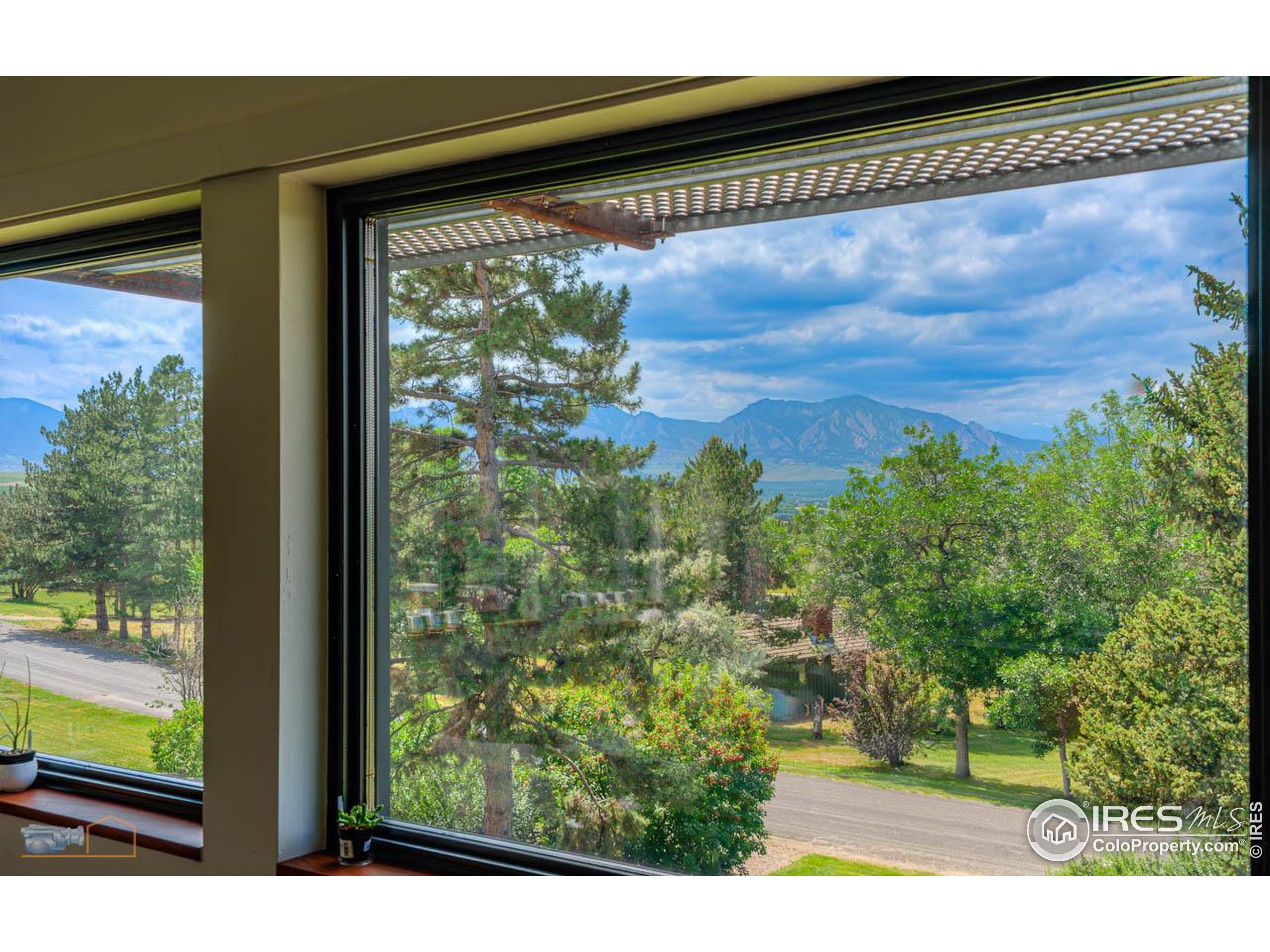 512 Ponderosa Dr