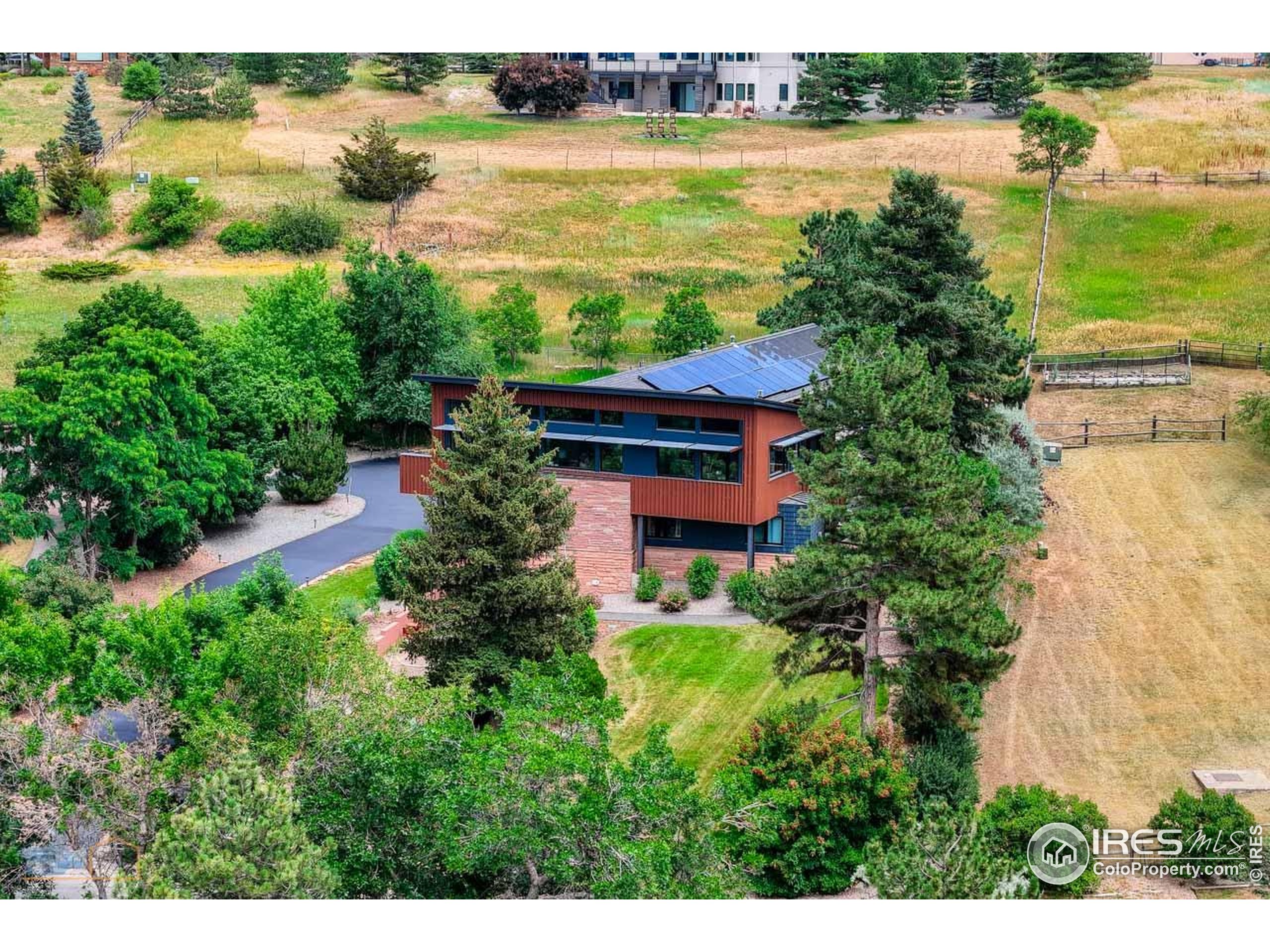 512 Ponderosa Dr