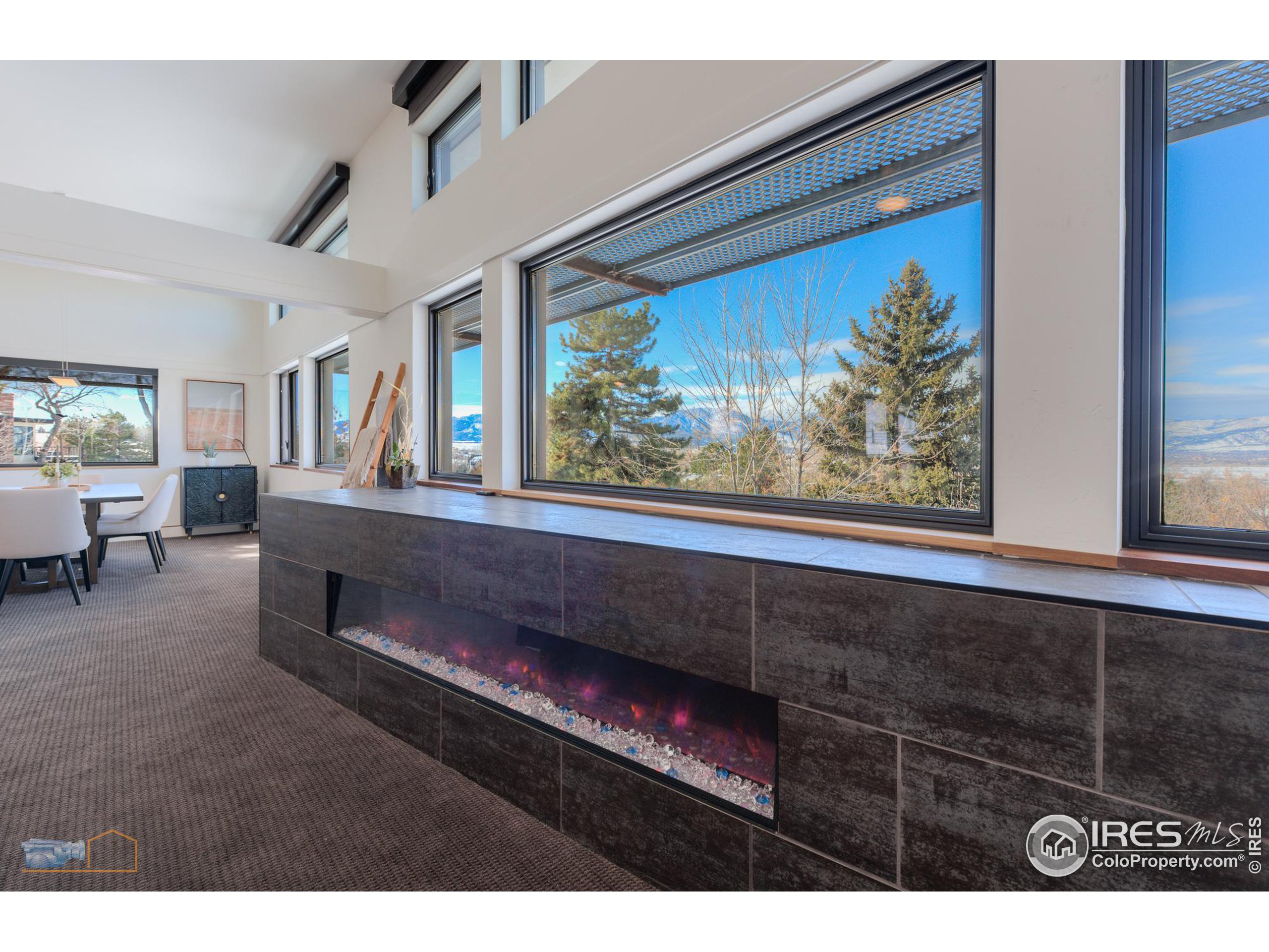512 Ponderosa Dr