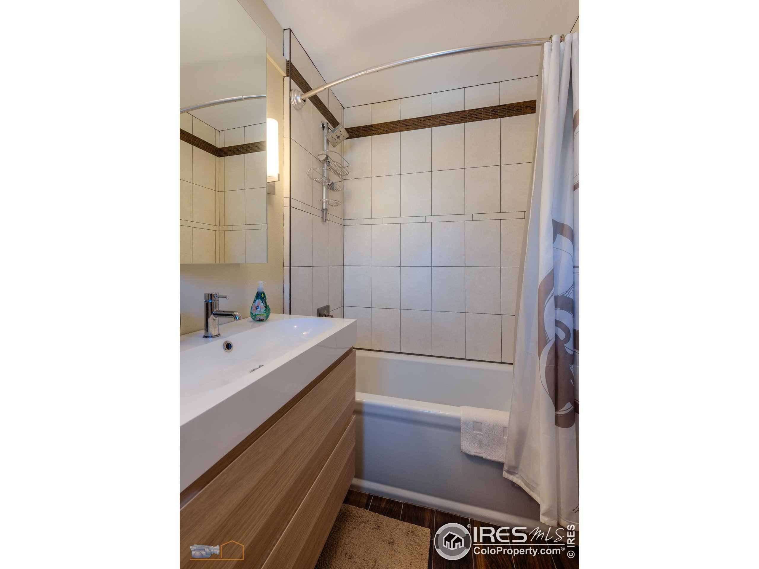 512 Ponderosa Dr