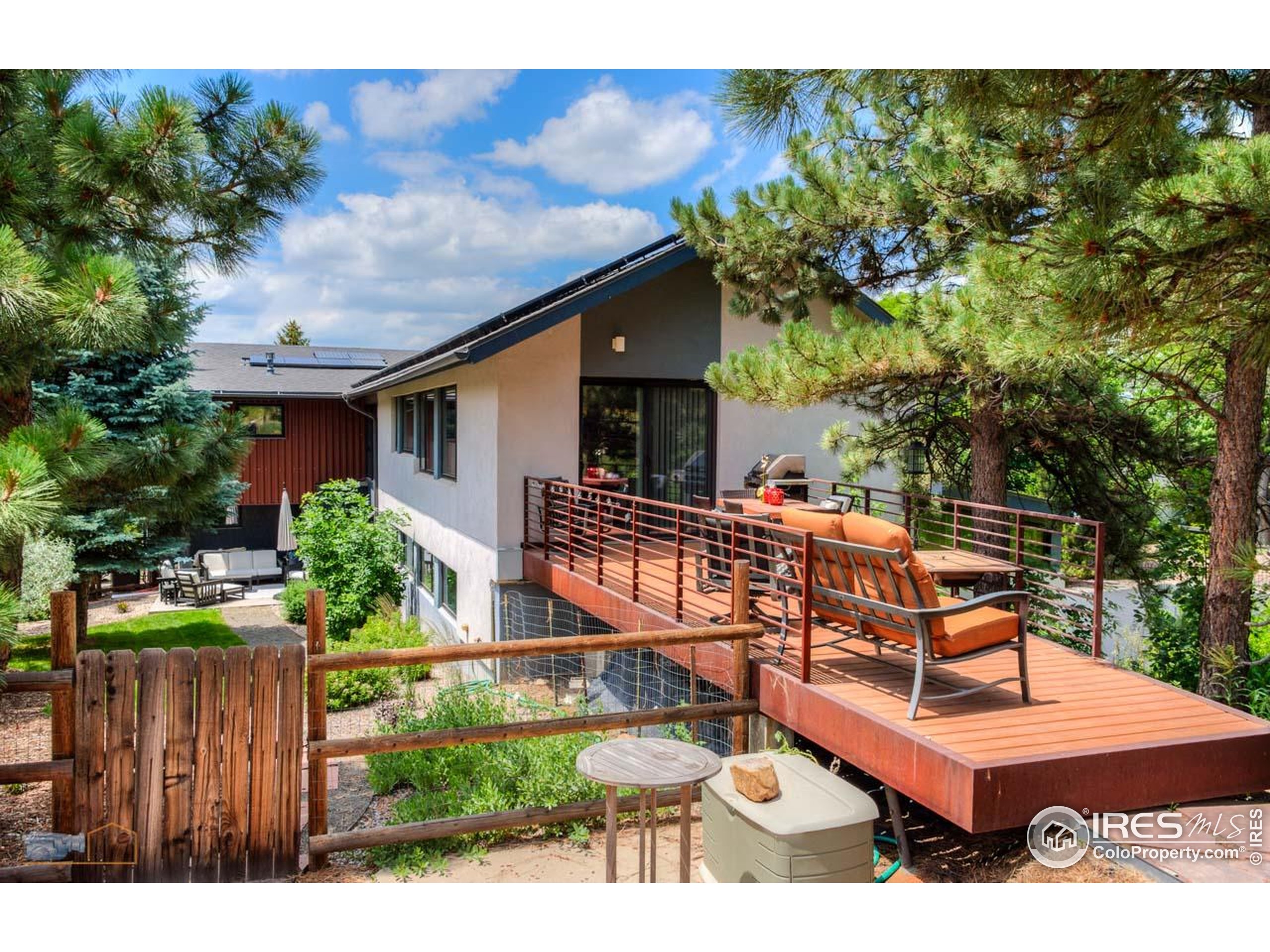 512 Ponderosa Dr