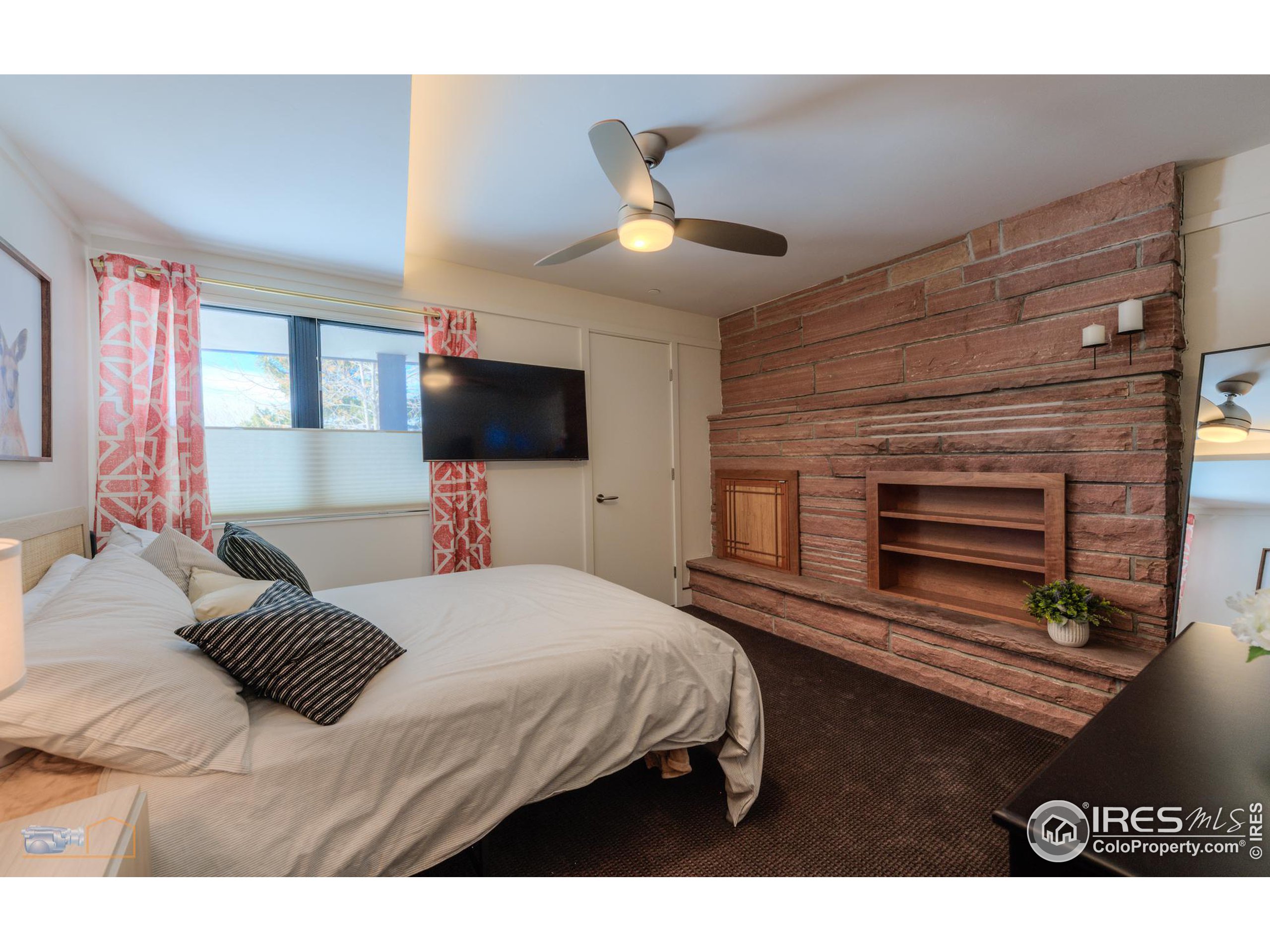 512 Ponderosa Dr