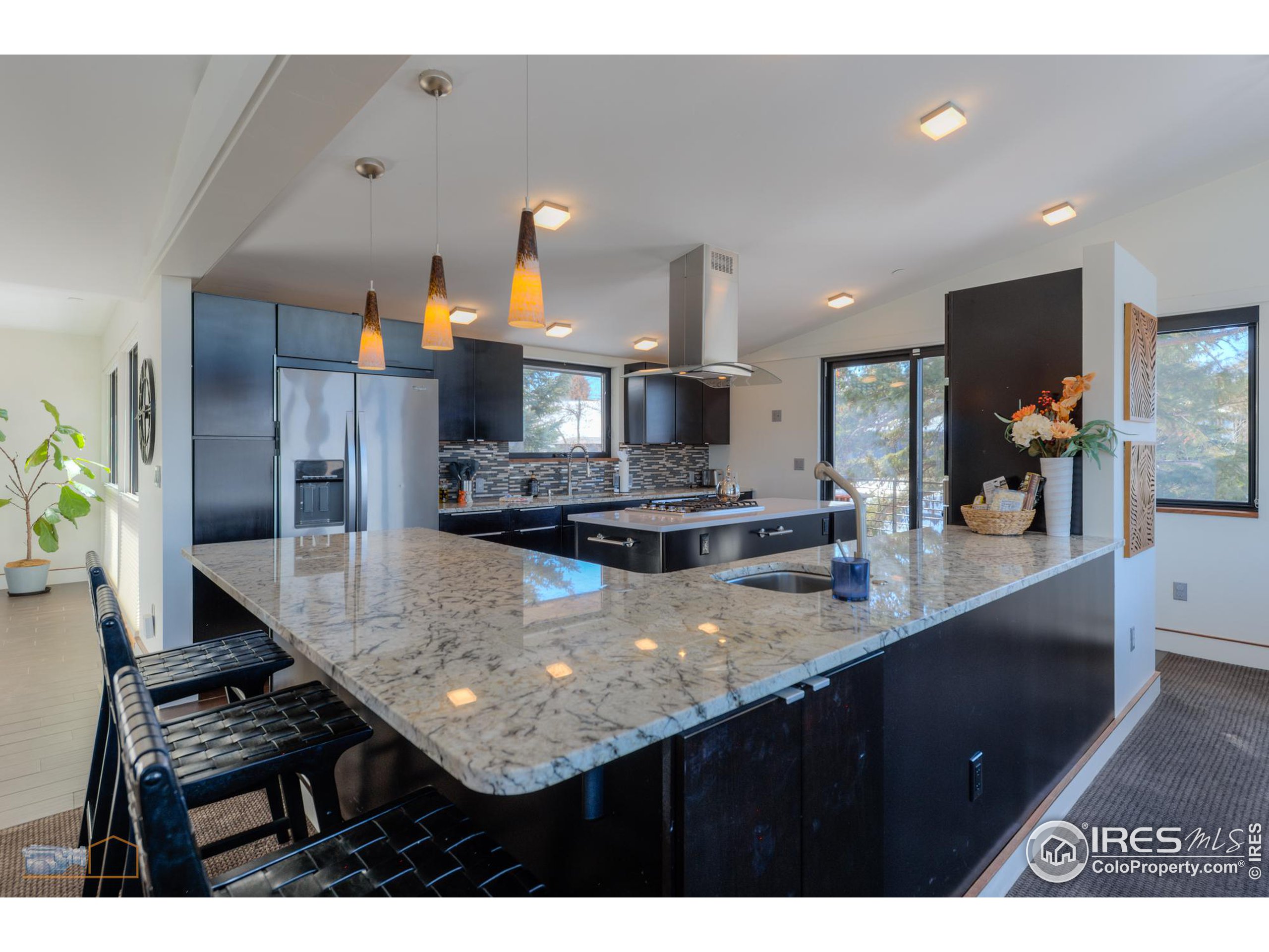 512 Ponderosa Dr