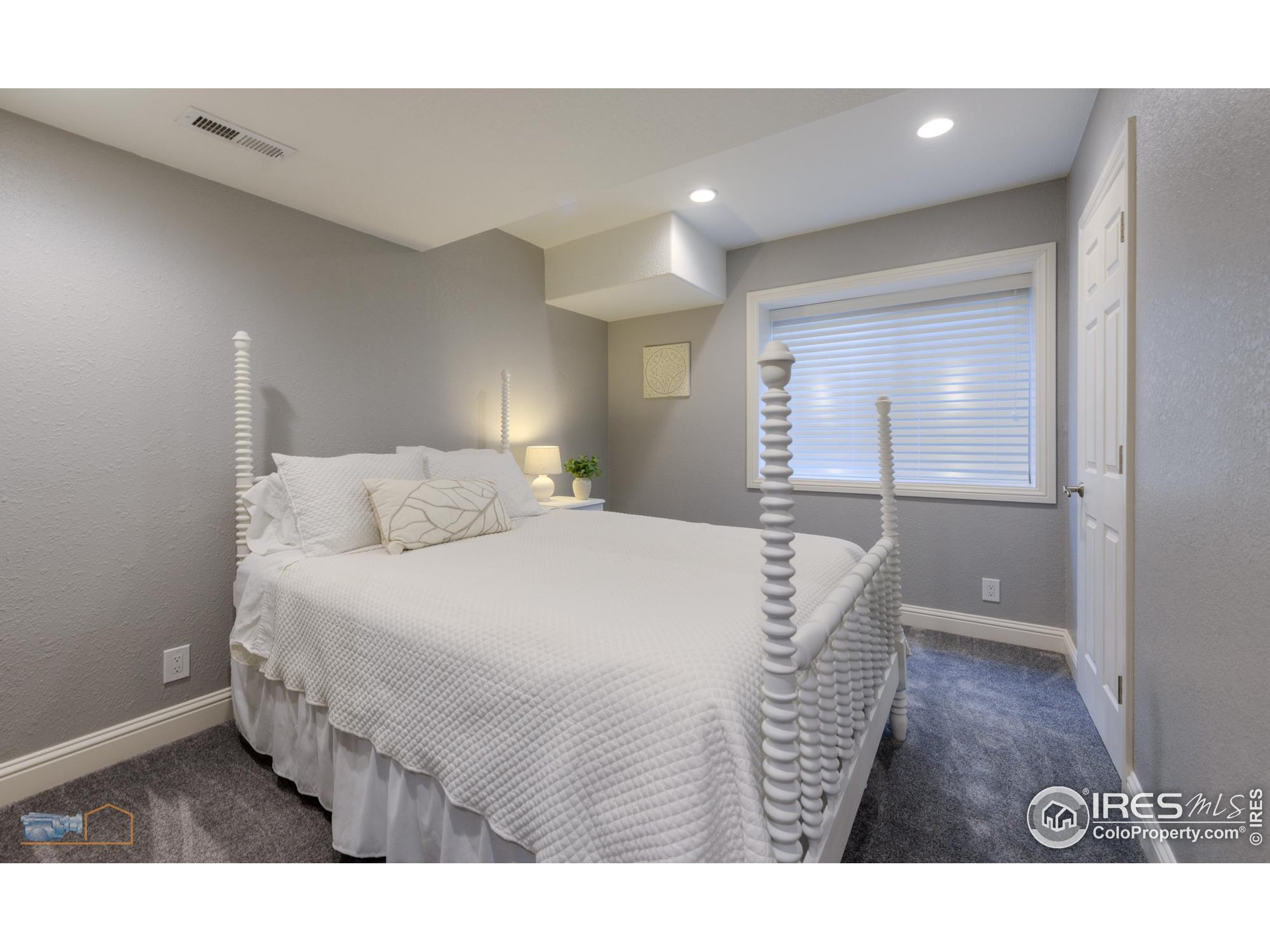 4203 Rabbit Mountain Rd