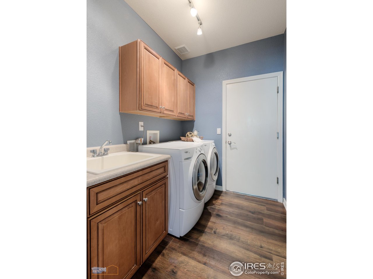 4203 Rabbit Mountain Rd