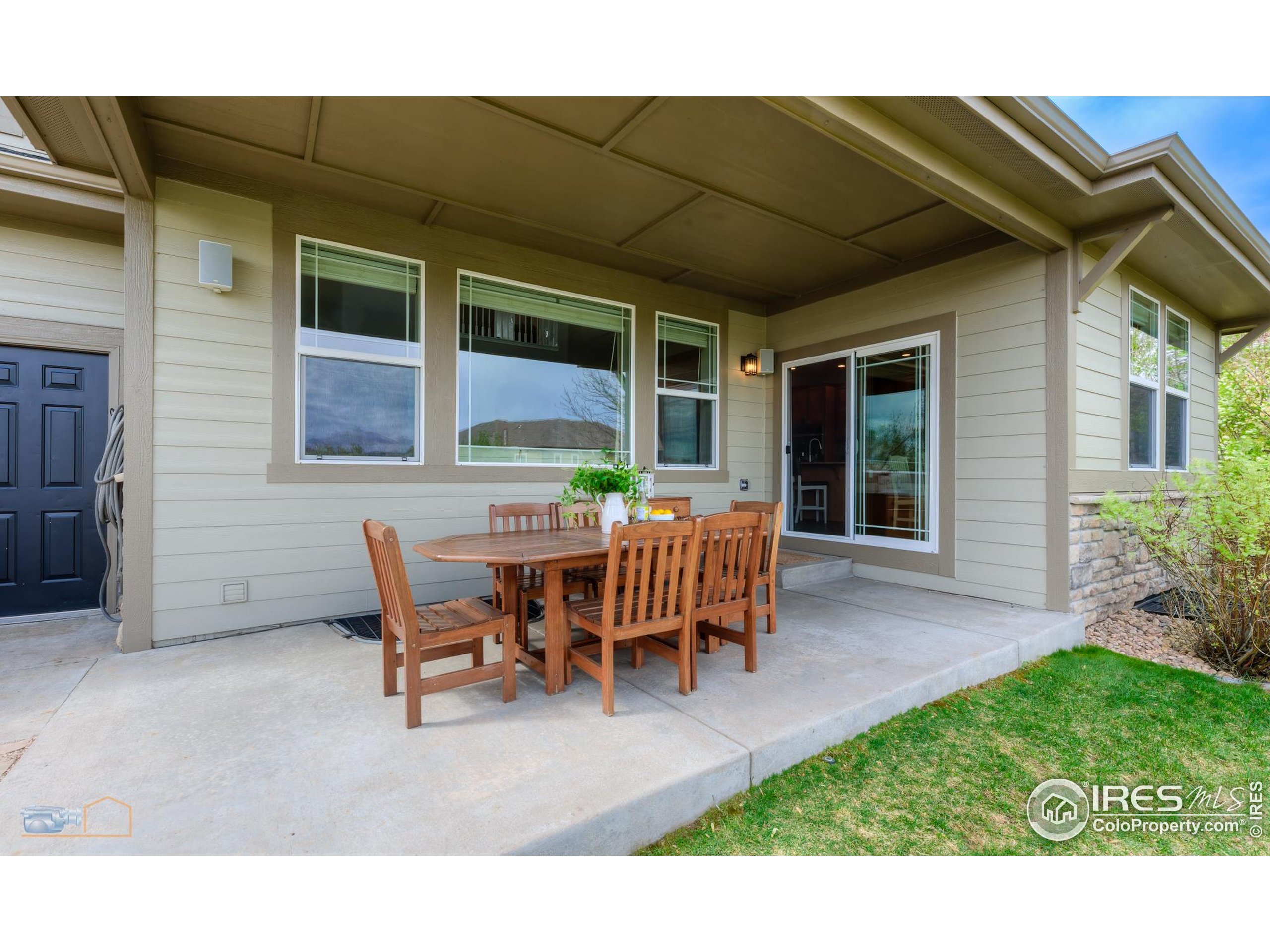 4203 Rabbit Mountain Rd