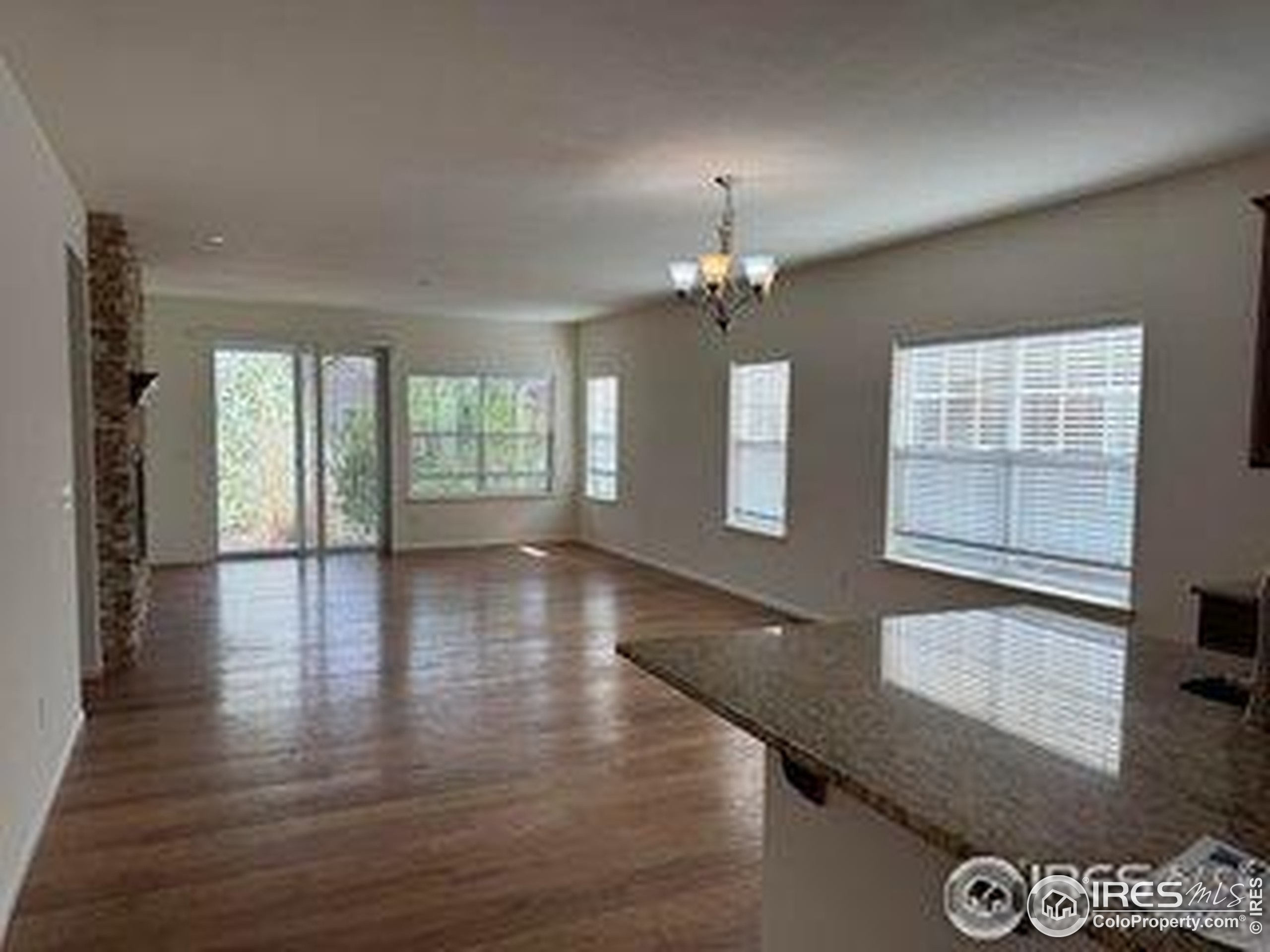 1435 Rustic Dr
