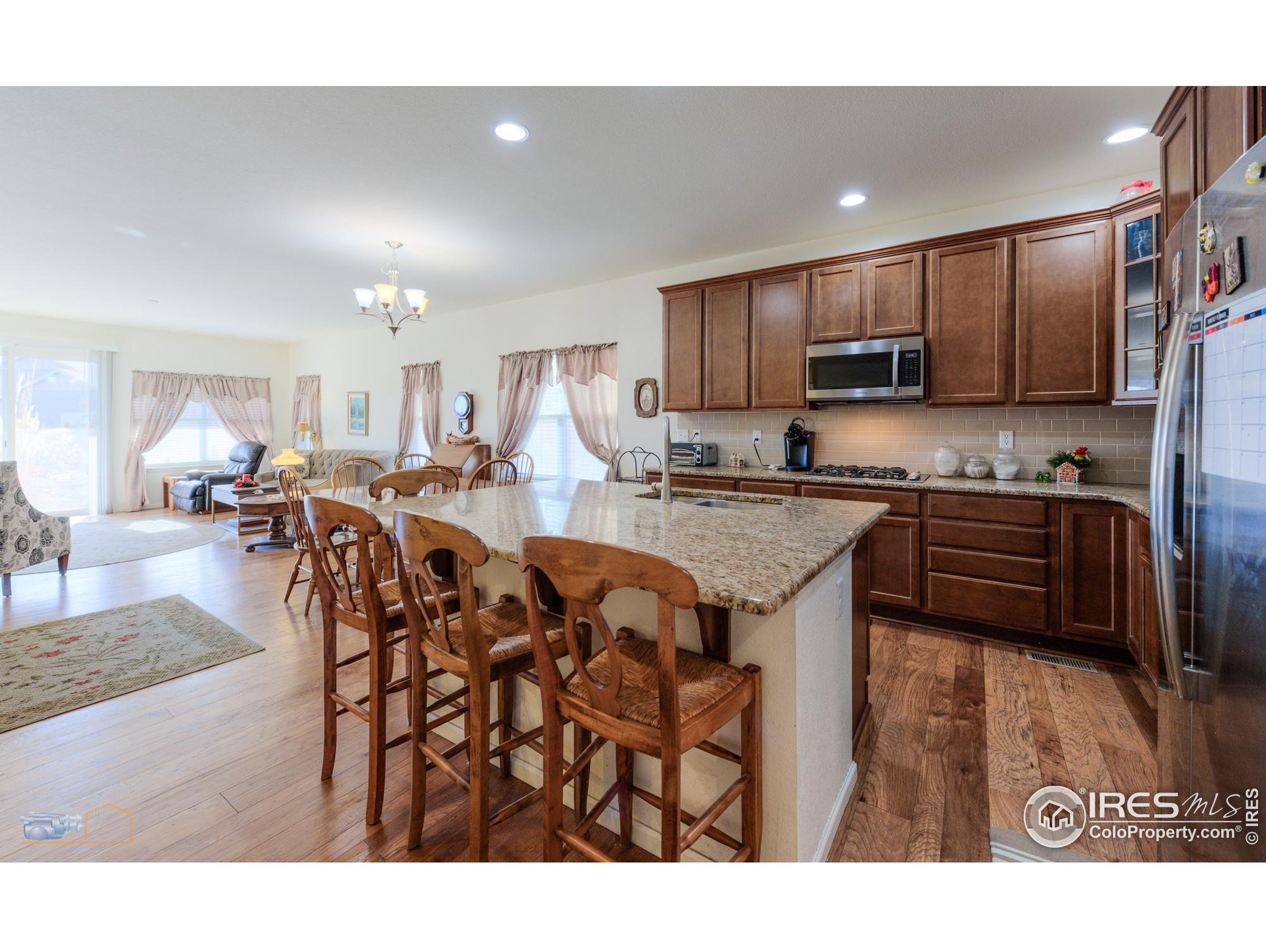 1435 Rustic Dr