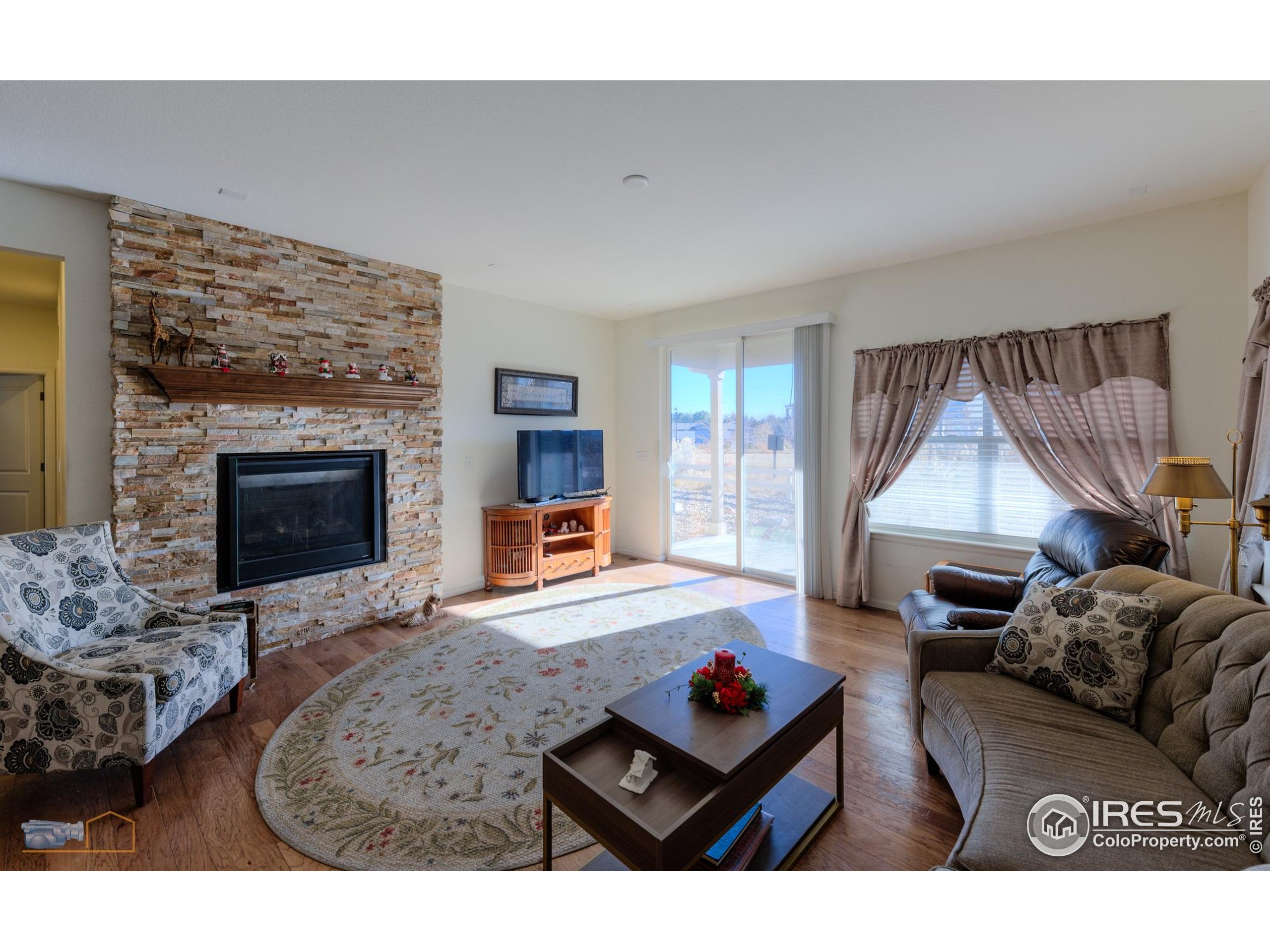 1435 Rustic Dr