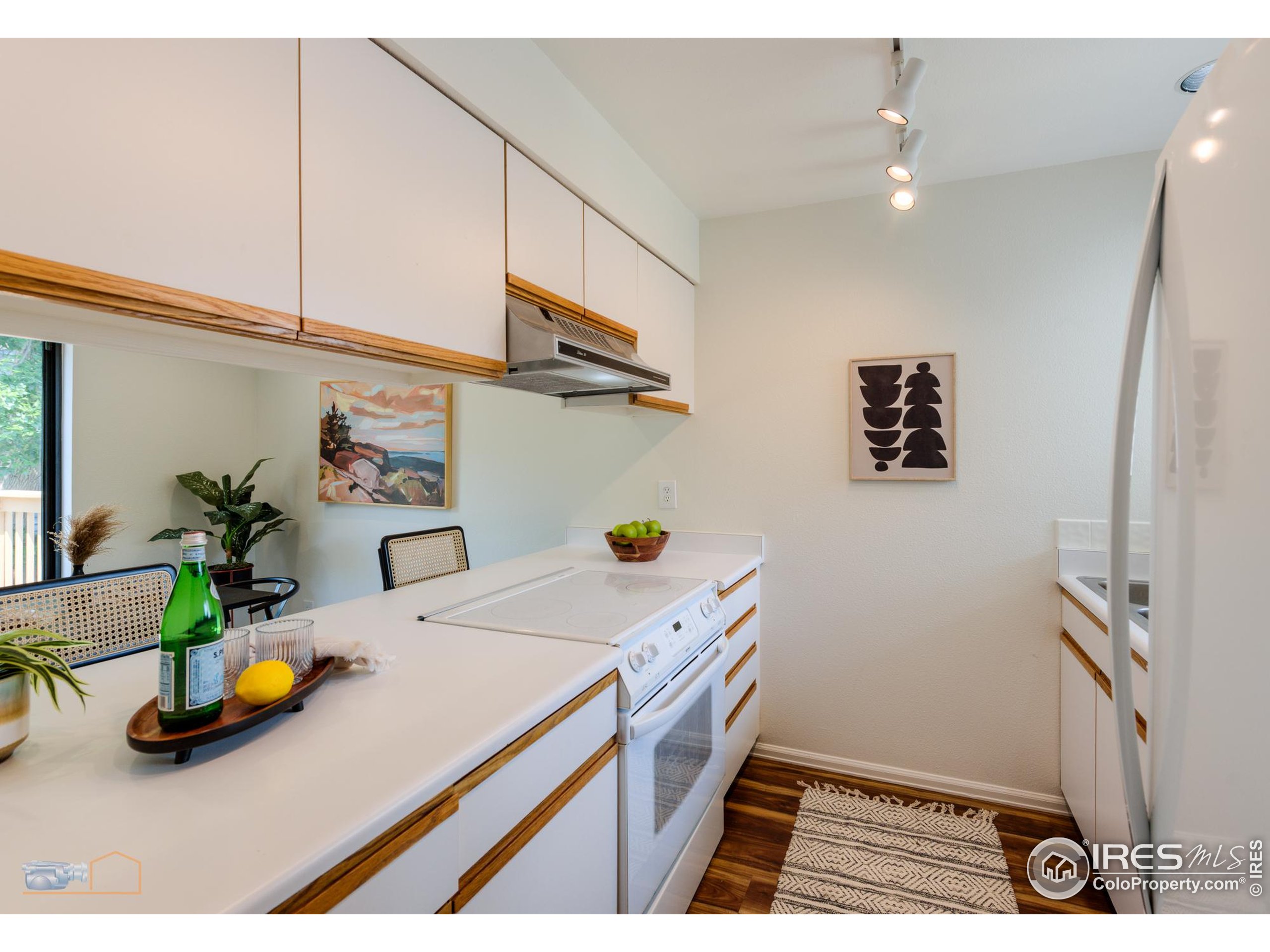 67 Mineola Ct