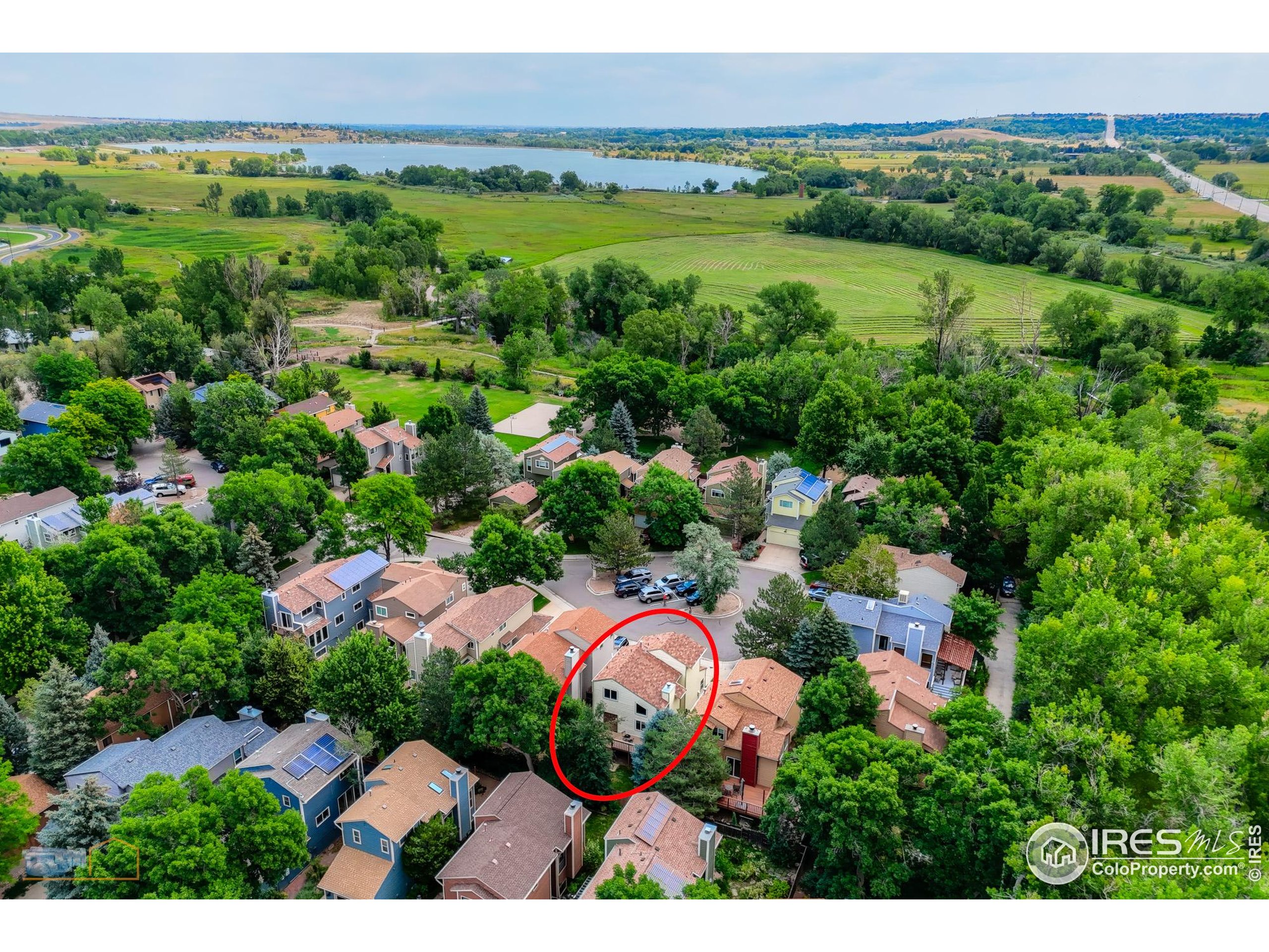 67 Mineola Ct