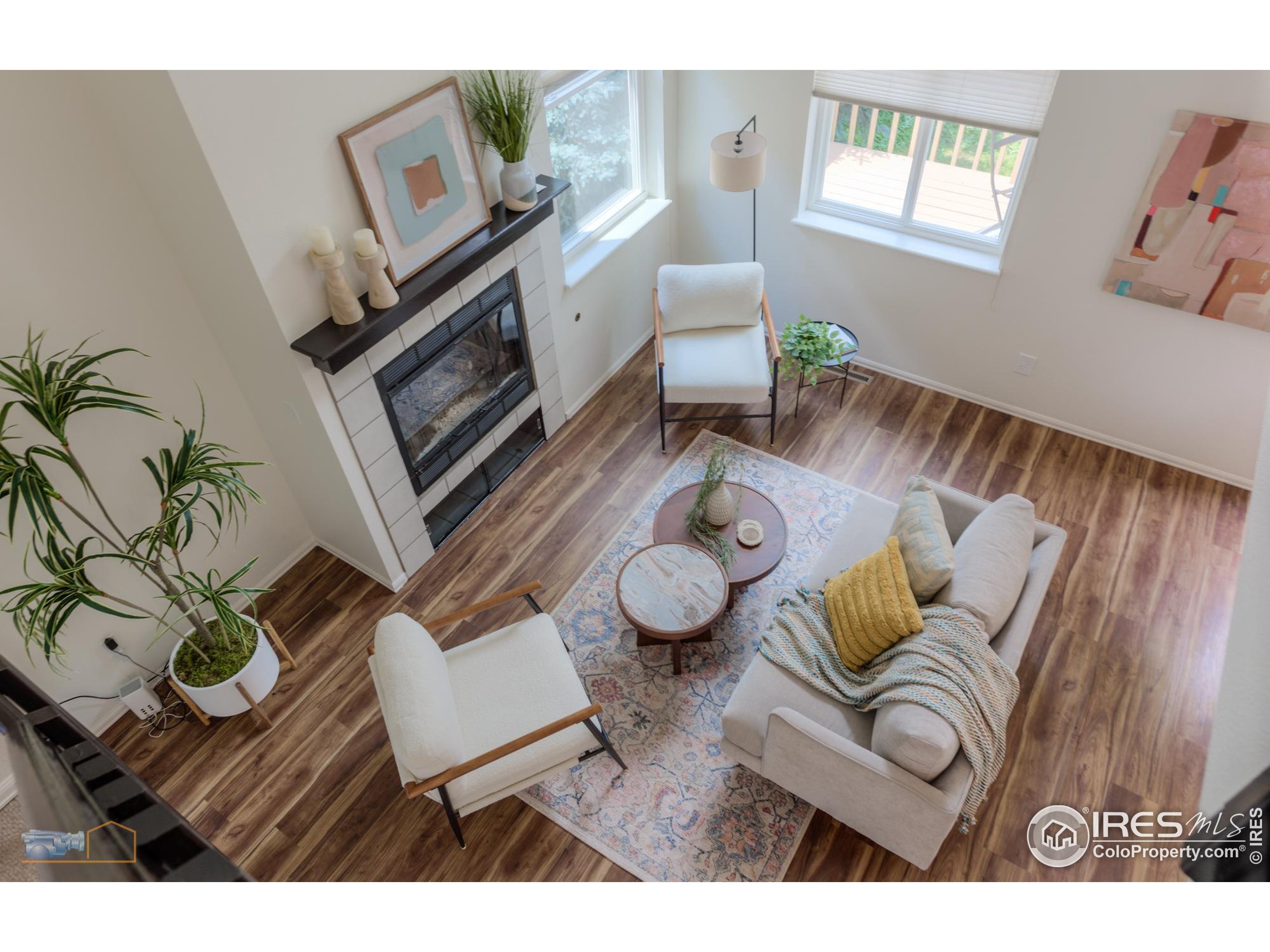 67 Mineola Ct
