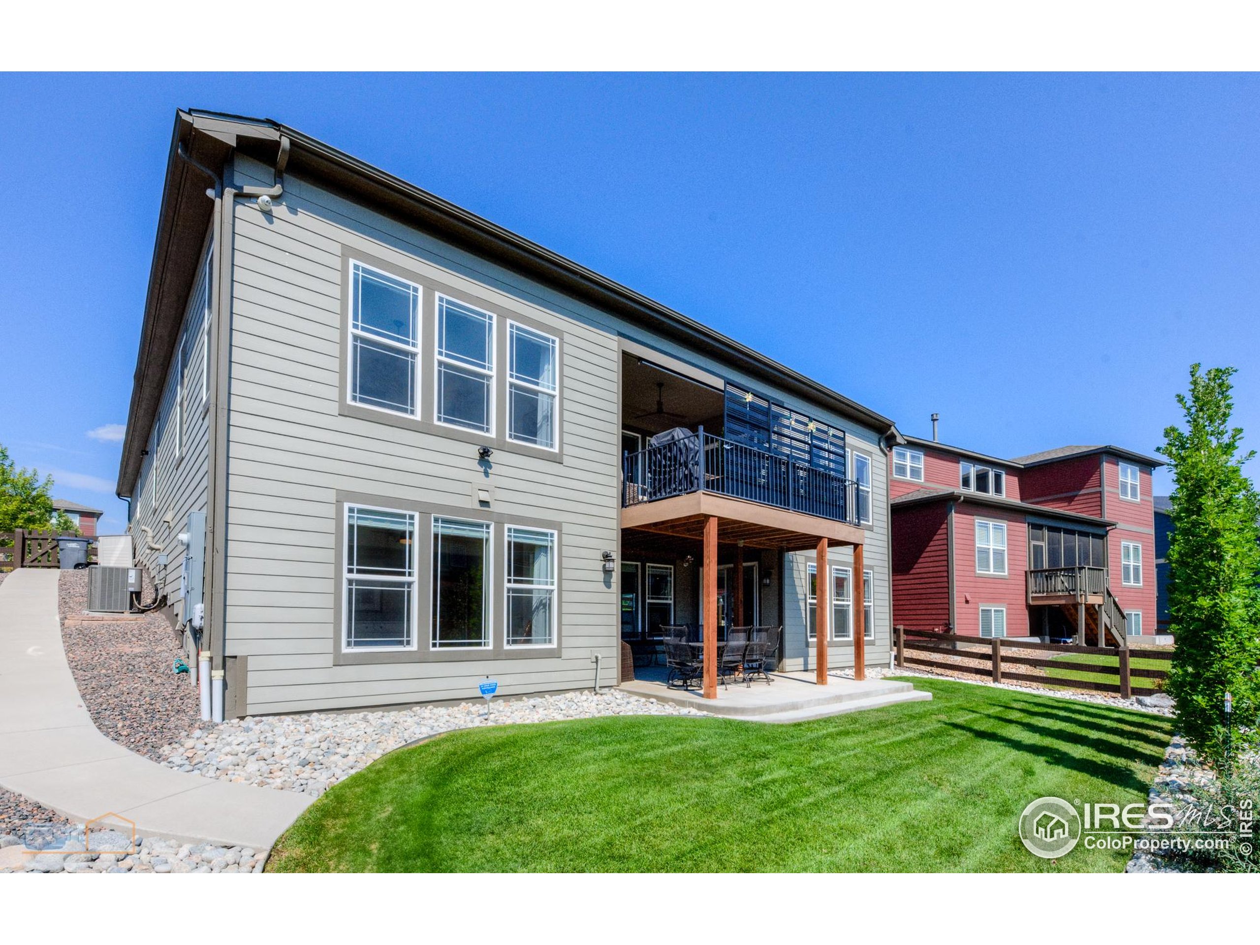 844 Stagecoach Dr