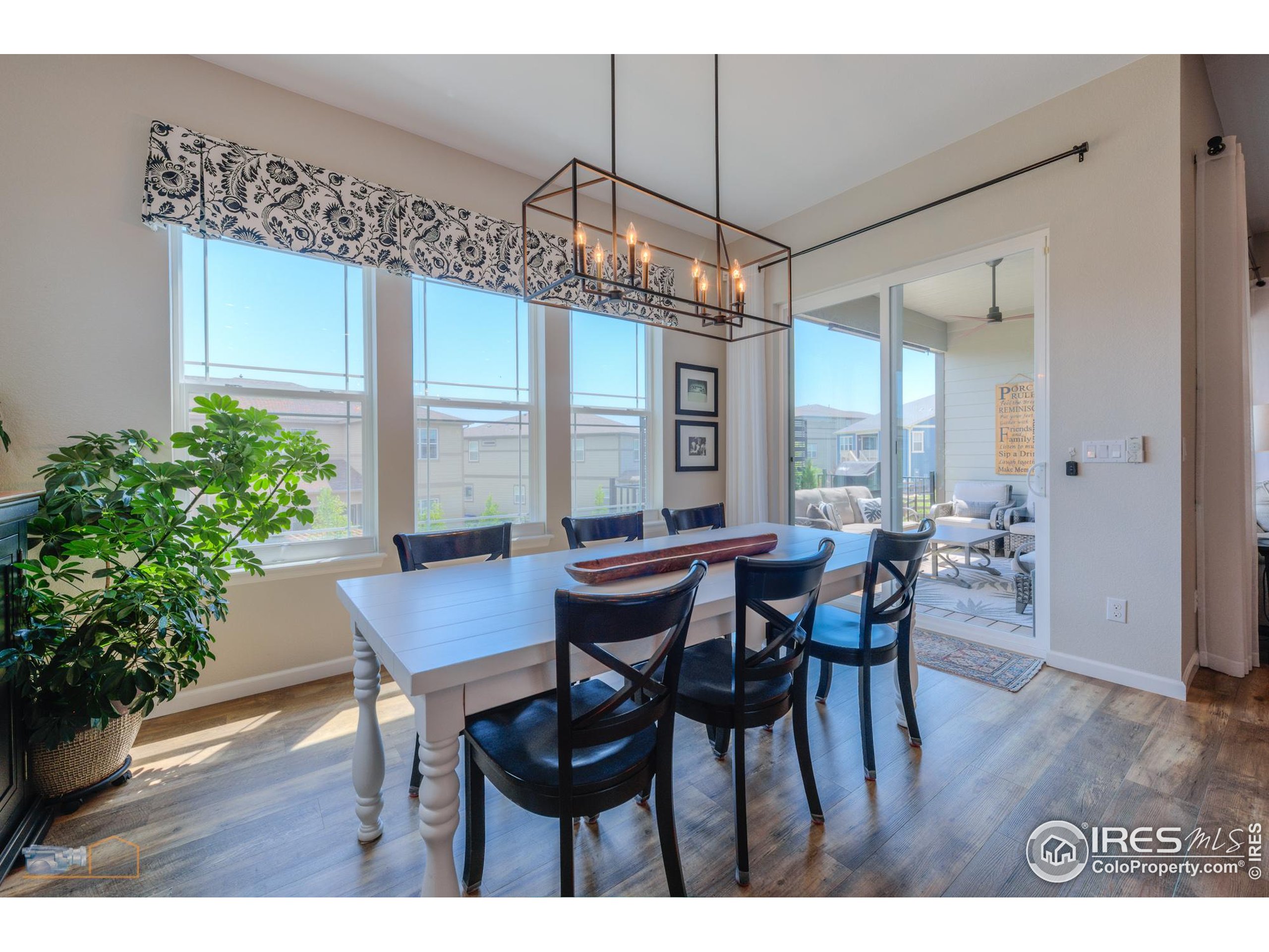 844 Stagecoach Dr