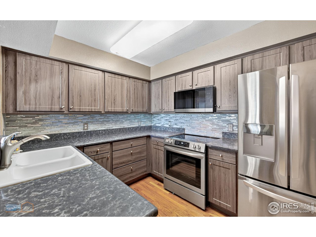 13900 Lake Song Ln J2