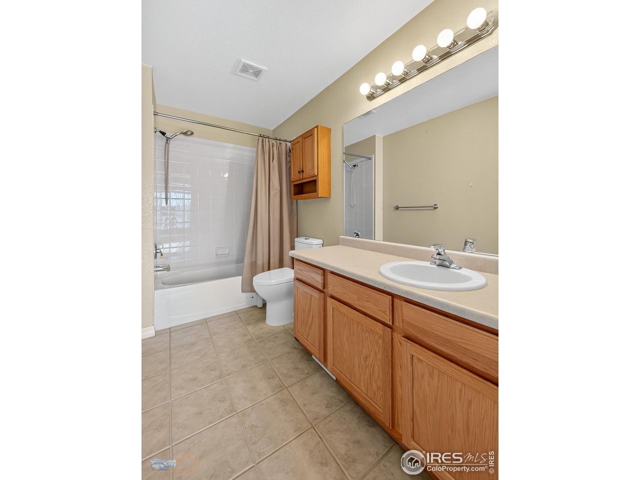 13900 Lake Song Ln J2