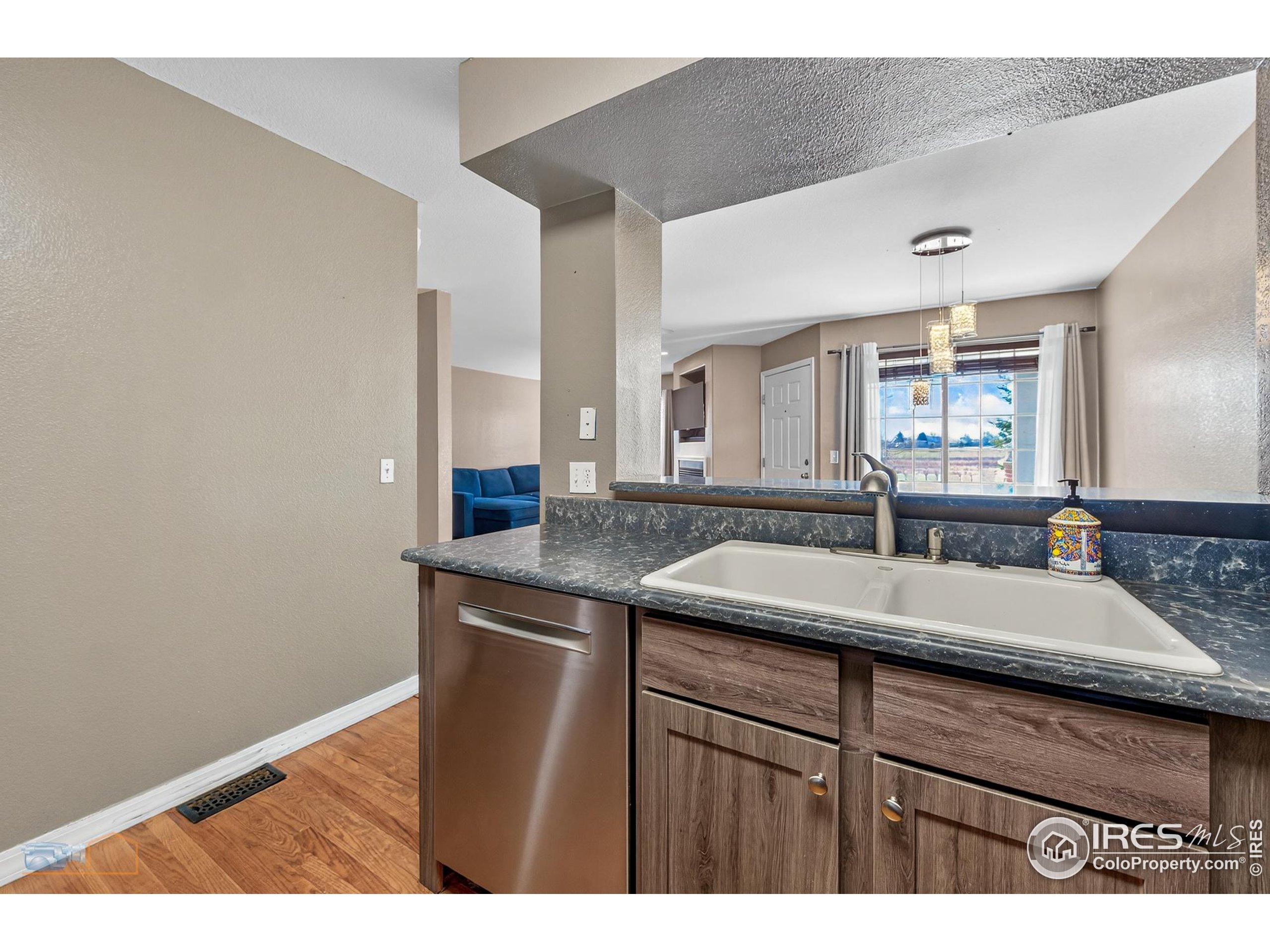 13900 Lake Song Ln J2