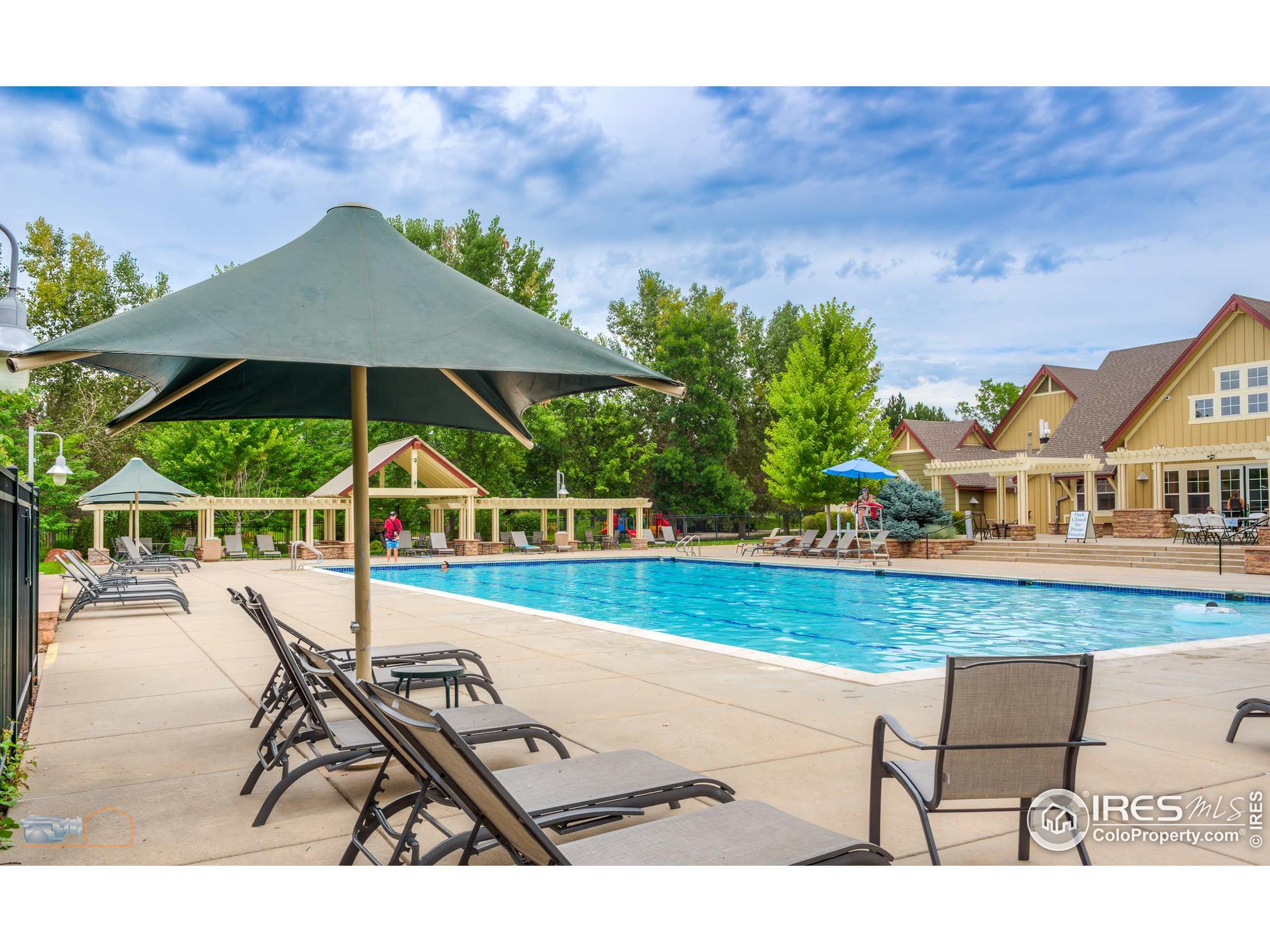 13900 Lake Song Ln J2