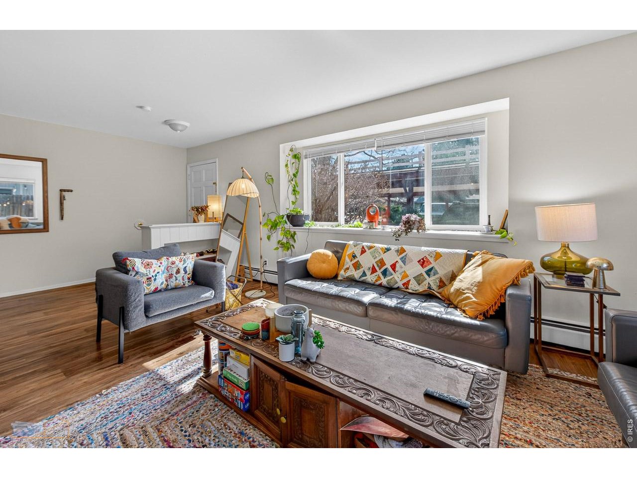4425 Comanche Dr