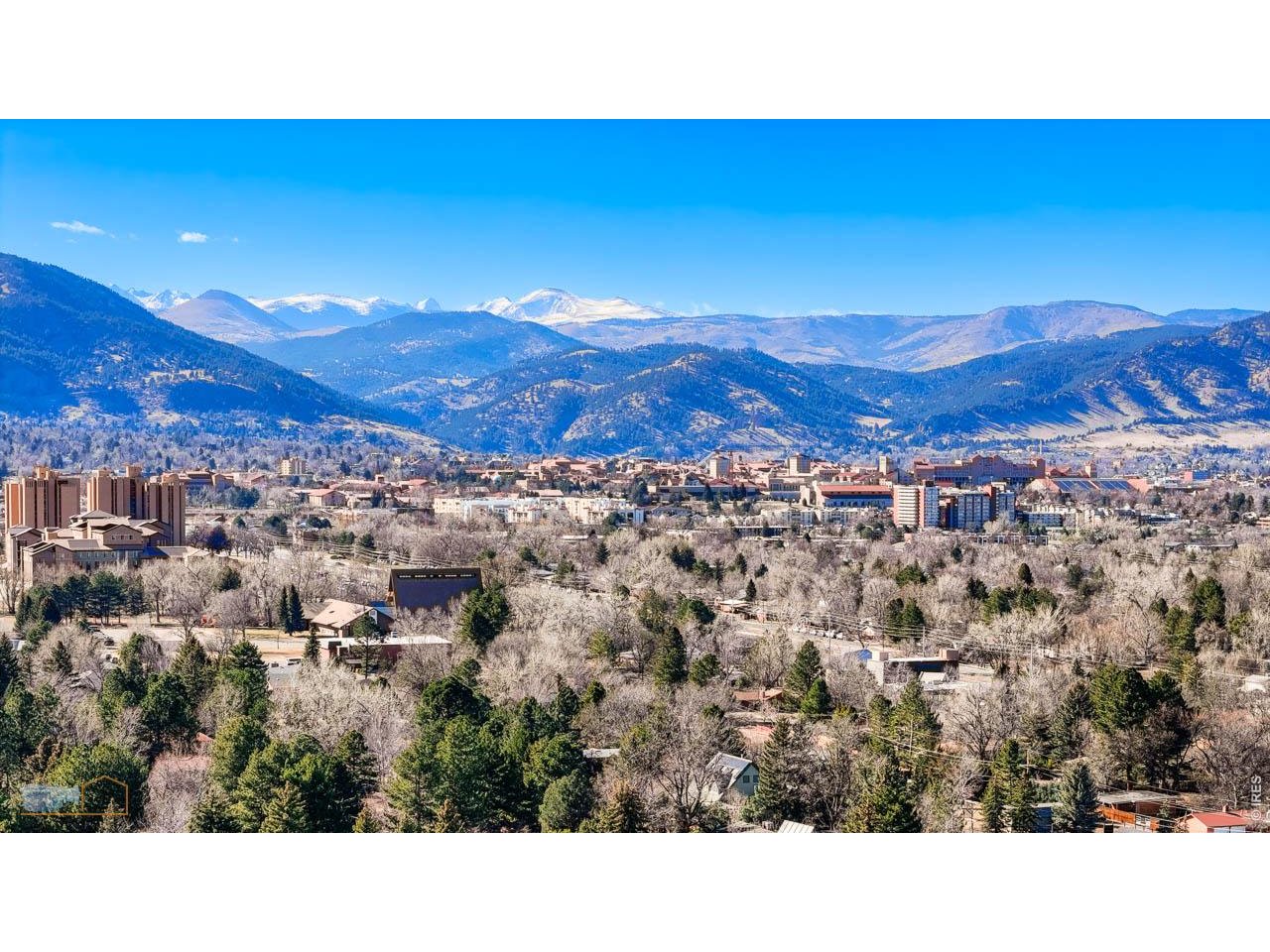 4425 Comanche Dr