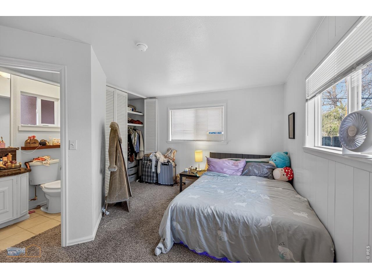 4425 Comanche Dr