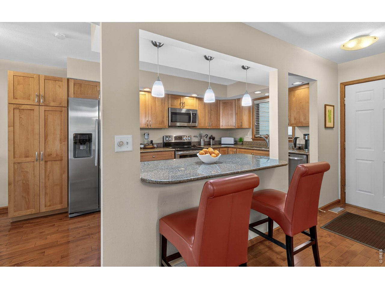 749 Meadow Glen Dr