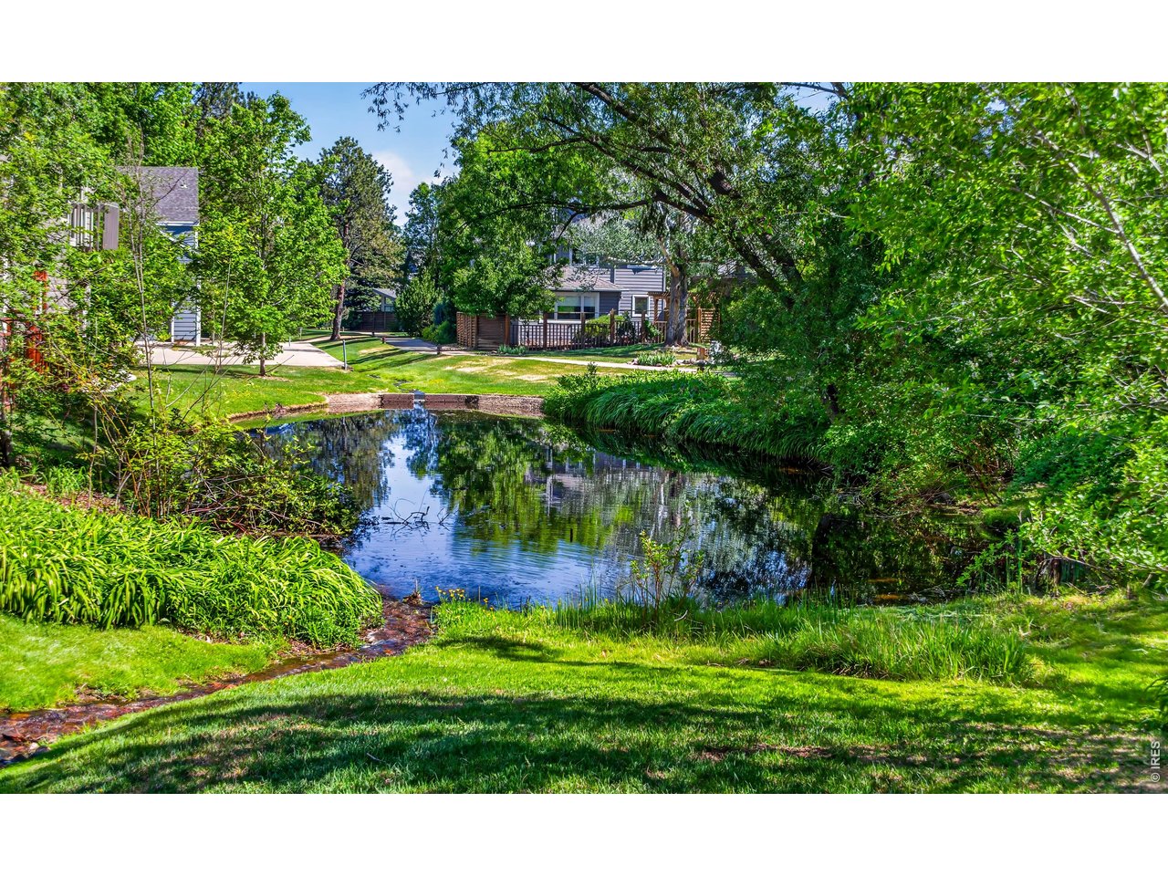 749 Meadow Glen Dr