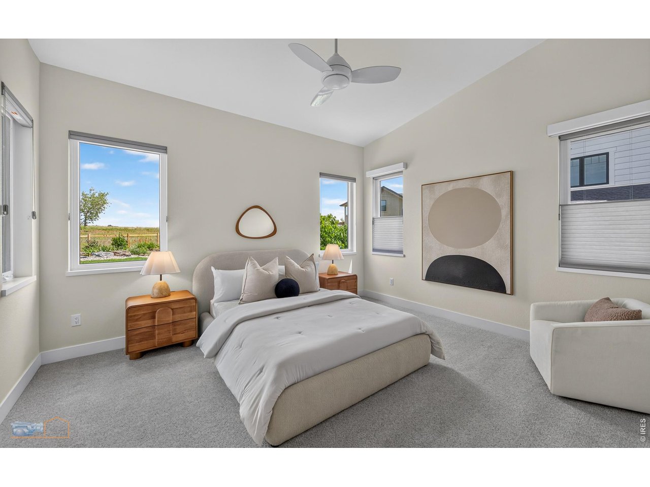 1206 W Pine Ct