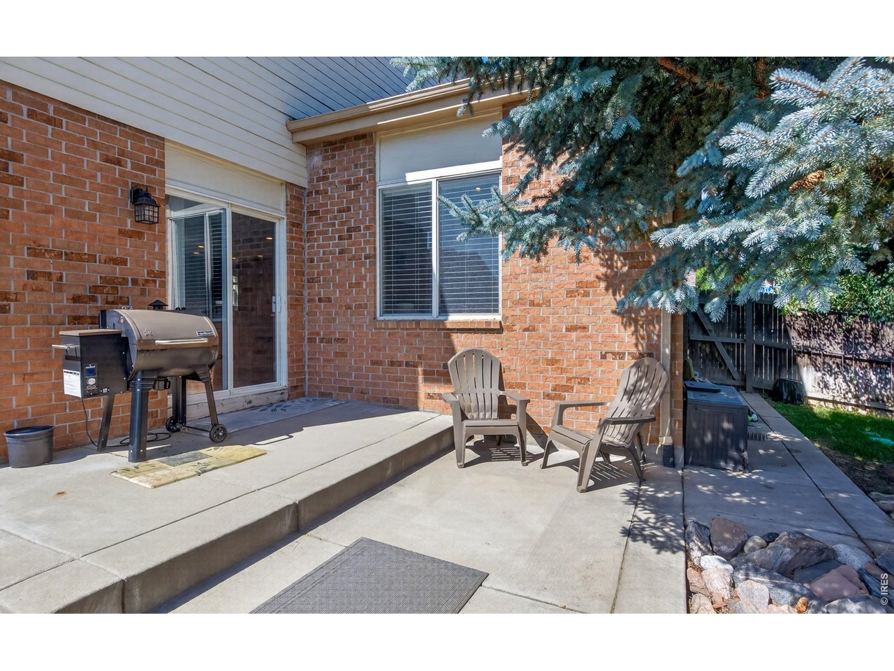 2800 Elaine Dr