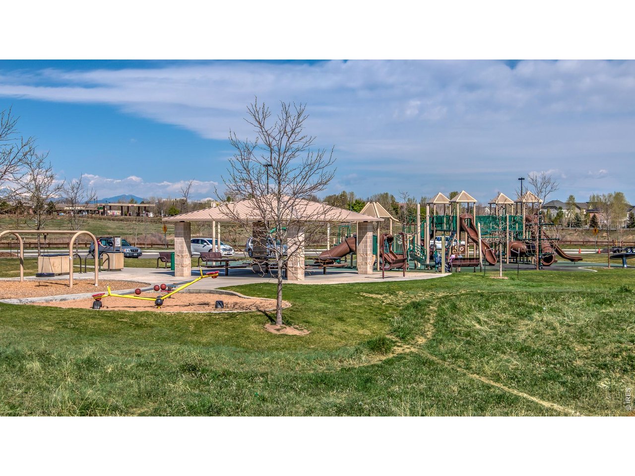 2800 Elaine Dr