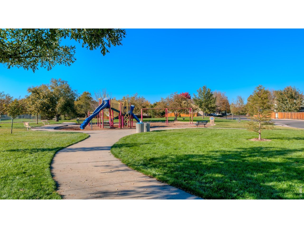 2800 Elaine Dr