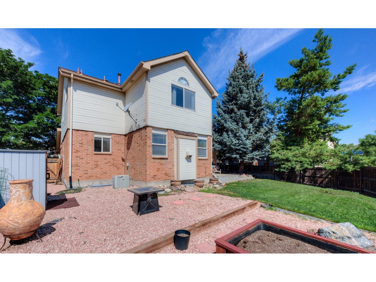 2800 Elaine Dr