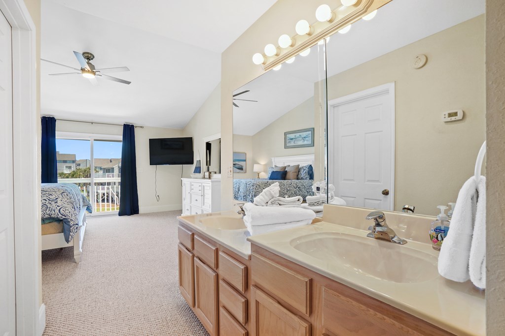 123 Sabal Cir, 32456