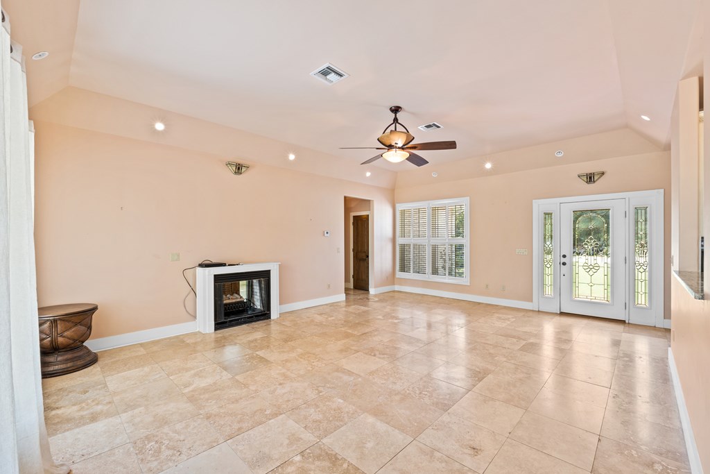 226 Waters Edge Dr, Port St. Joe 32456