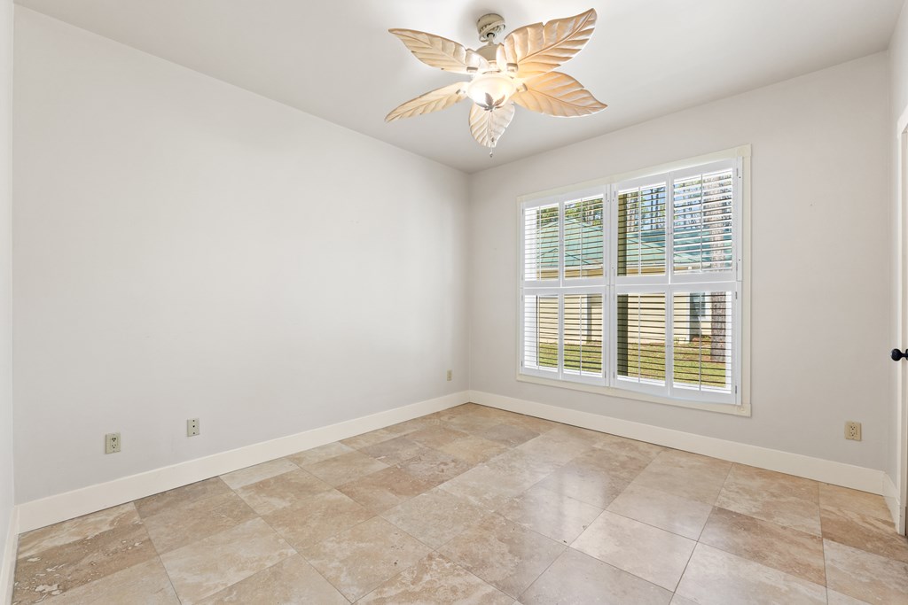 226 Waters Edge Dr, Port St. Joe 32456