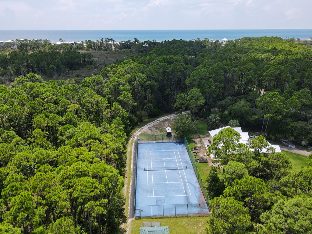 226 Waters Edge Dr, Port St. Joe 32456