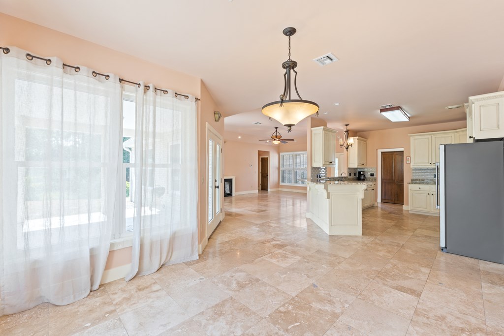 226 Waters Edge Dr, Port St. Joe 32456