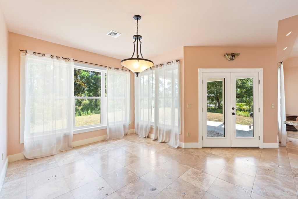 226 Waters Edge Dr, Port St. Joe 32456