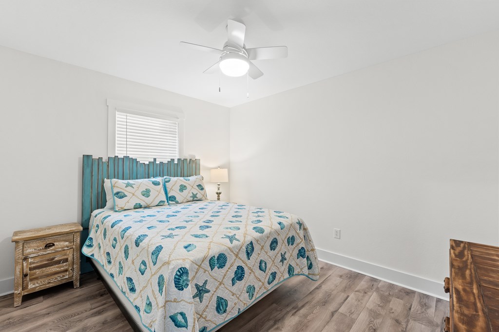 509 8th St, Port St. Joe 32456