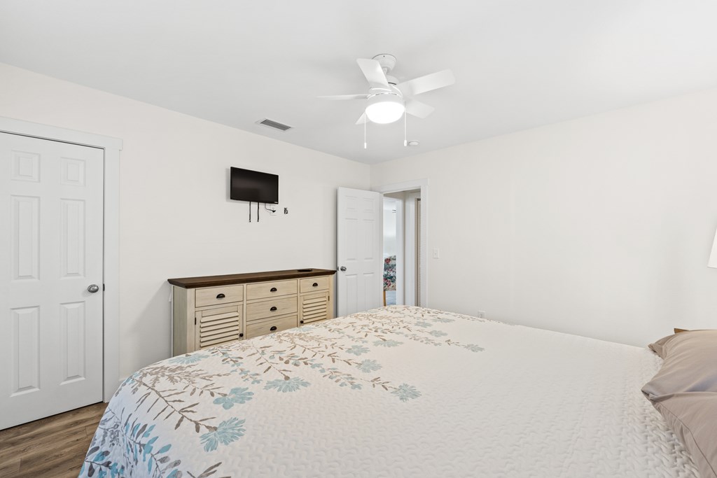 509 8th St, Port St. Joe 32456