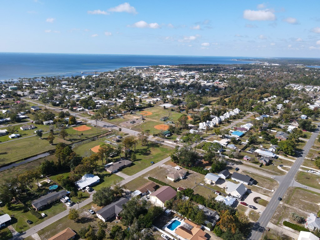 1003 Marvin Ave, Port St. Joe 32456