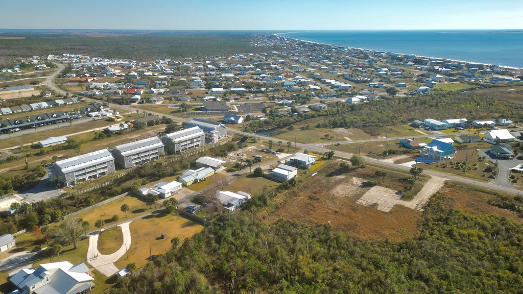 1218 Sleepy Hollow Rd, 32456