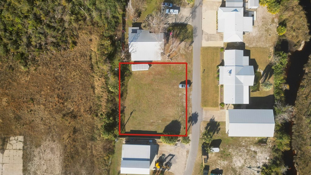 1218 Sleepy Hollow Rd, 32456