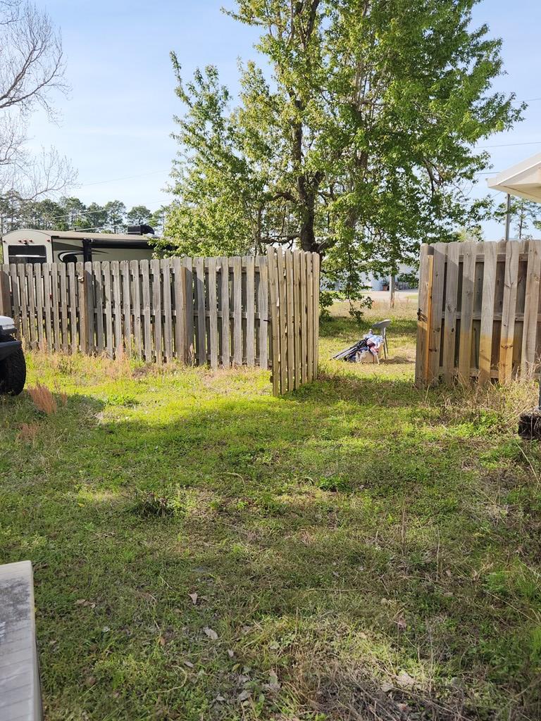 143 Betty Dr, Port St. Joe 32456