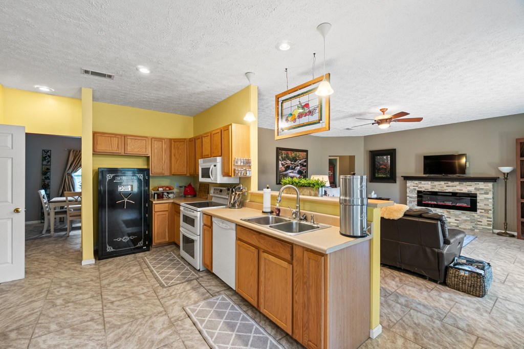 2701 Se Cypress Point Rd, 32449