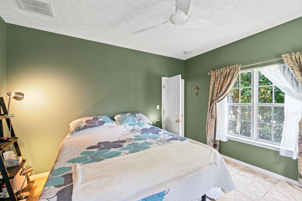 2701 Se Cypress Point Rd, 32449